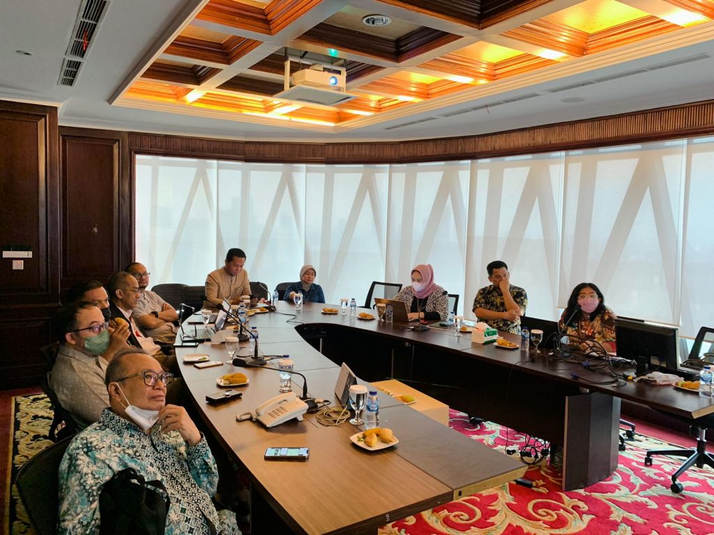 Giving Presentation about AEO7 to Academes from Universitas Bakrie